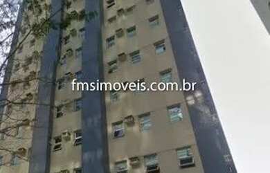 Imagem: O depósito possui 3 Vagas na garagem, 105m² de Área e está