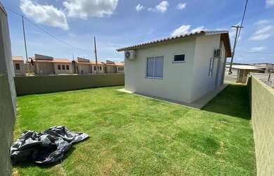 Imagem: A casa em condomínio possui 3 Dormitórios, 2 Banheiros, 1