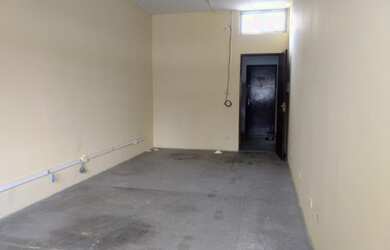 Imagem: O depósito possui 25m² de Área e está localizado em Centro