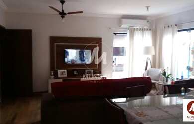 Imagem: A casa em condomínio possui 3 Dormitórios, 3 Banheiros, 2