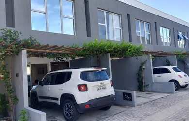 Imagem: A casa em condomínio possui 2 Dormitórios, 3 Banheiros, 1