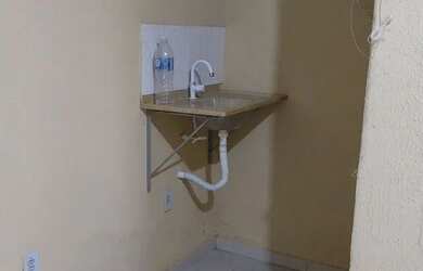 Imagem: A casa possui 1 Dormitório e está localizado em São José