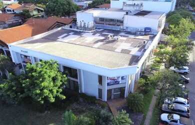 Imagem: O depósito possui 993m² de Área e está localizado em Praia