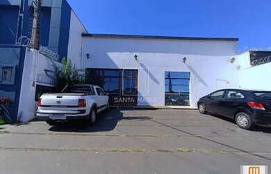 Imagem: O depósito possui 4 Vagas na garagem e 470m² de Área e está