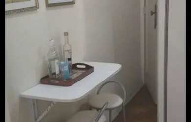 Imagem: O apartamento possui 1 Dormitório, 1 Banheiro, 30m² de Área