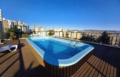 Imagem: O apartamento possui 2 Dormitórios, 2 Banheiros, 2 Vagas na