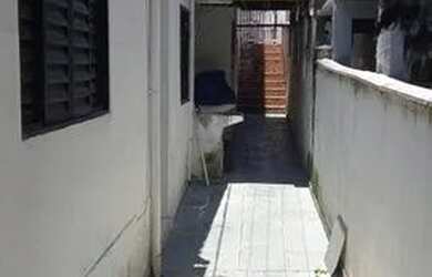 Imagem: A casa para alugar possui 1 Dormitório, 1 Banheiro e 20m²