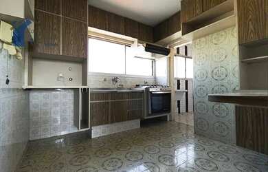 Imagem: O apartamento possui 3 Dormitórios, 2 Banheiros, 2 Vagas na