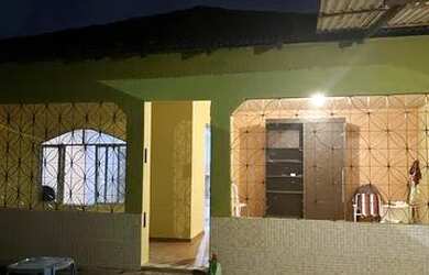 Imagem: O apartamento possui 2 Dormitórios, 1 Banheiro, 130m² de Área