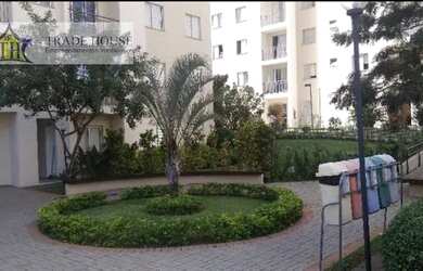 Imagem: O apartamento possui 3 Dormitórios, 1 Banheiro, 1 Vaga na garagem