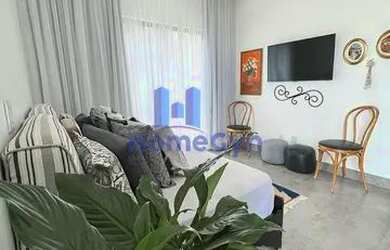 Imagem: A casa possui 3 Dormitórios, 4 Banheiros, 2 Vagas na garagem