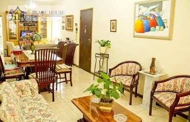 Imagem: A casa possui 3 Dormitórios, 4 Banheiros, 3 Vagas na garagem