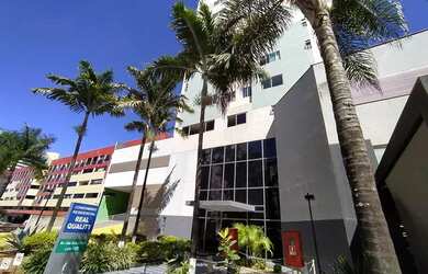 Imagem: O apartamento possui 1 Dormitório, 1 Banheiro, 1 Vaga na garagem