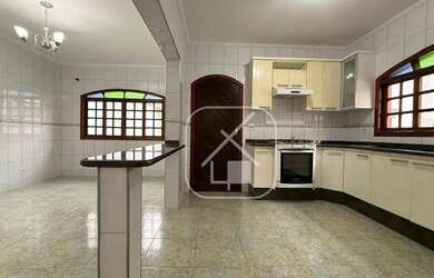 Imagem 7: Sobrado com 3 dormitórios para alugar, 214 m² por R$ 5.040,73/mês - Itapema - Guararema/SP