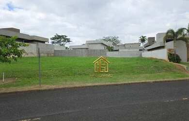 Imagem: O terreno possui 538m² de Área e está localizado em Parque