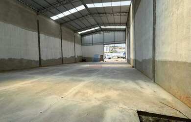 Imagem 5: Que tal um TERRENO de 6.000m² numa ótima localização