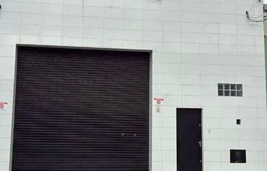 Imagem: O depósito possui 200m² de Área e está localizado em Vila