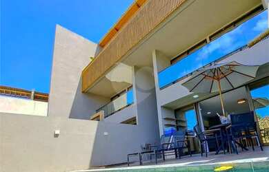 Imagem: A casa em condomínio possui 3 Dormitórios, 3 Banheiros, 1