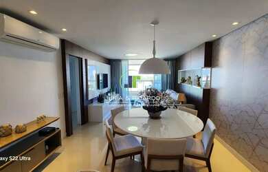 Imagem: O apartamento possui 3 Dormitórios, 3 Banheiros, 2 Vagas na