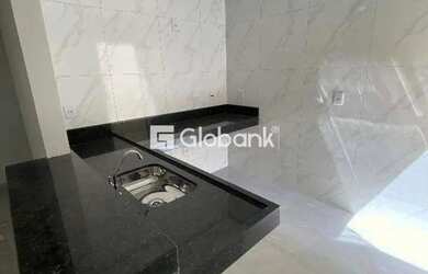 Imagem 3: Casa à venda em Carmelo, Montes Claros MG 2 quartos, quintal e área...