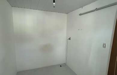 Imagem 5: Vendo casa. 1m² de Área, 1 Banheiroe2 Dormitórios