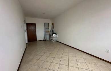 Imagem 5: Apartamento 02 dormitórios, semi mobiliado, vista mar, no bairro Capoeiras,...