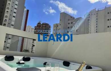 Imagem: O apartamento na cobertura possui 3 Dormitórios, 3 Banheiros