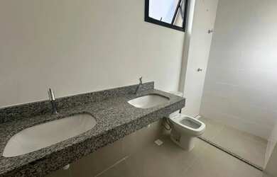 Imagem 5: Sobrado para venda tem 181 metros quadrados com 4 quartos