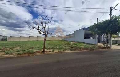 Imagem: O terreno possui 289m² de Área e está localizado em Reserva