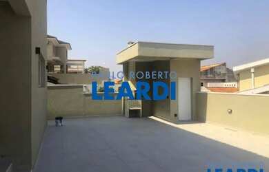 Imagem: A casa em condomínio possui 4 Dormitórios, 5 Banheiros, 5