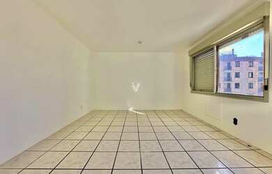 Imagem 2: Apartamento 2 Dormitórios dependência no centro