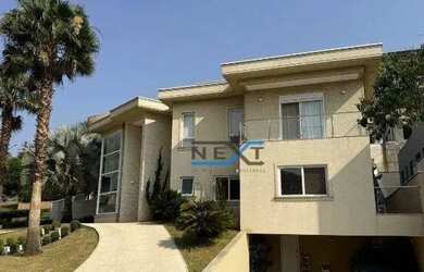 Imagem: A casa em condomínio possui 4 Dormitórios, 5 Banheiros, 5