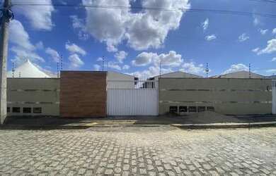 Imagem: A casa possui 2 Dormitórios, 1 Banheiro e 48m² de Área e