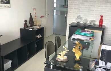 Imagem: O depósito possui 20m² de Área e está localizado em Lauro