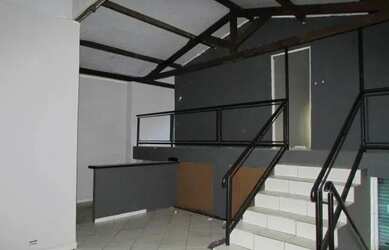 Imagem: O depósito possui 1 Vaga na garagem, 70m² de Área e está