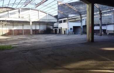 Imagem: O depósito possui 1200m² de Área e está localizado em Bonsucesso