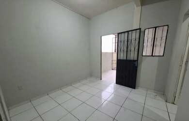 Imagem: O apartamento possui 1 Dormitório, 1 Banheiro e está localizado