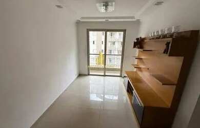 Imagem: O apartamento possui 3 Dormitórios, 1 Banheiro, 1 Vaga na garagem