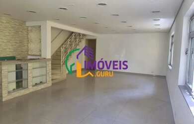 Imagem: A casa possui 3 Dormitórios, 3 Banheiros, 1 Vaga na garagem