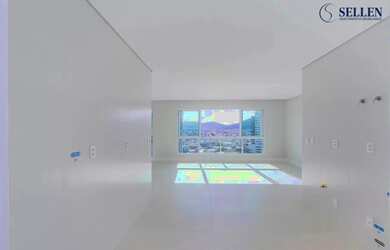 Imagem: O apartamento possui 4 Dormitórios, 4 Banheiros, 3 Vagas na