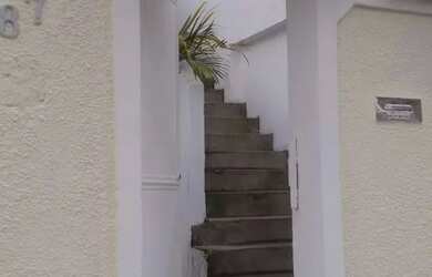 Imagem: A casa possui 2 Dormitórios, 1 Banheiro e está localizado