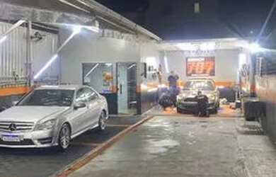 Imagem: O depósito possui 5 Vagas na garagem, 360m² de Área e está