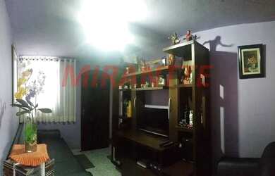 Imagem: O apartamento possui 3 Dormitórios, 1 Banheiro, 1 Vaga na garagem