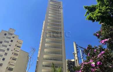 Imagem: O apartamento possui 4 Dormitórios, 5 Banheiros, 5 Vagas na