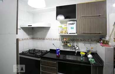 Imagem: A casa possui 2 Dormitórios, 2 Banheiros, 1 Vaga na garagem