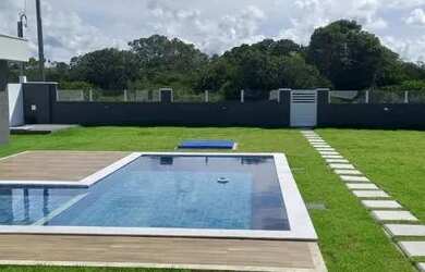 Imagem: A casa em condomínio possui 3 Dormitórios, 3 Banheiros, 5