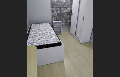 Imagem: O quarto está localizado em Jardim Carvalho, Ponta Grossa para