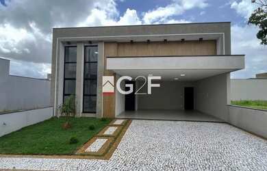 Imagem: A casa em condomínio possui 3 Dormitórios, 4 Banheiros, 4