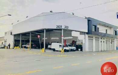 Imagem: O depósito possui 974m² de Área e está localizado em Penha