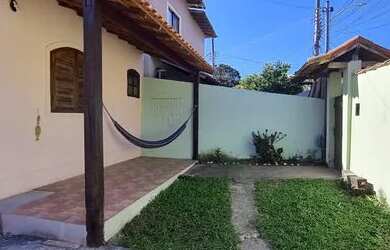 Imagem: A casa possui 1 Dormitório e 1 Vaga na garagem e está localizado